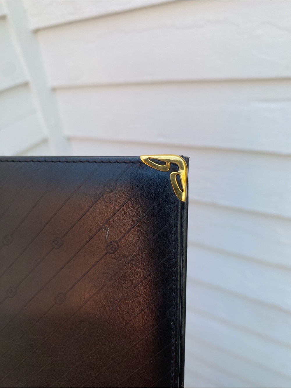 Vintage Gucci Black Leather Long Wallet with Gold Corner Accents - Picture 4 of 17
